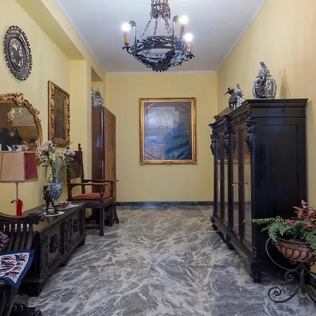 Elegante A Due Passi Dal Centro
