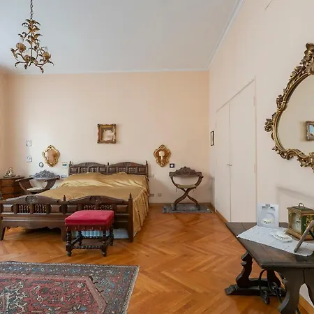 Elegante A Due Passi Dal Centro Apartmán